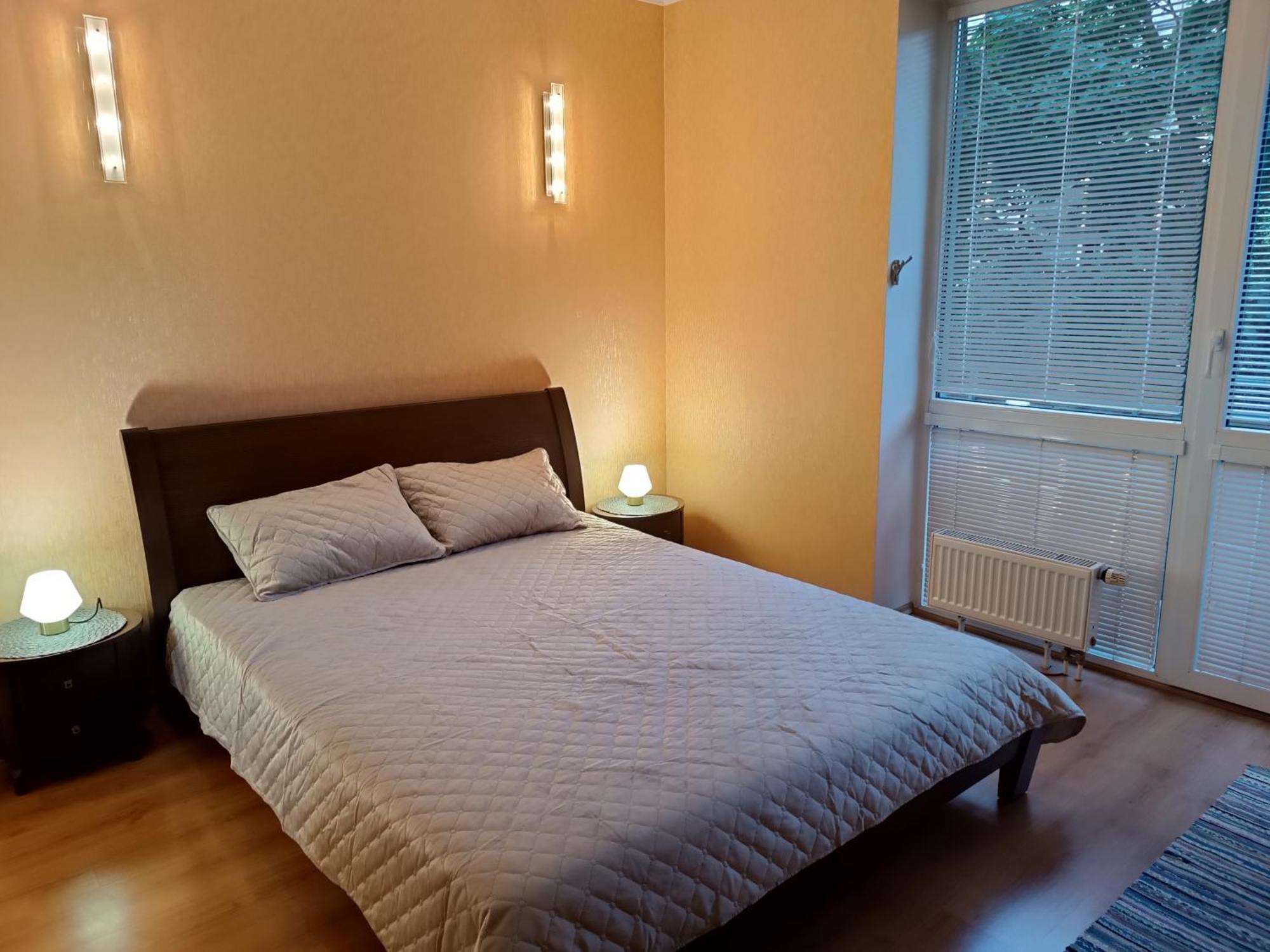 Quiet Dzelzavas Street Apartment Riga Bagian luar foto